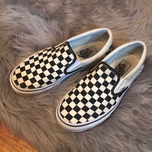 how to clean checkered slip on vans